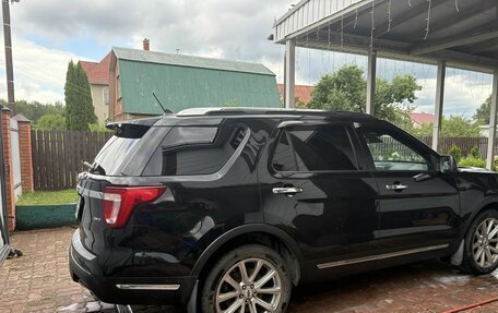 Ford Explorer VI, 2018 год, 3 200 000 рублей, 4 фотография