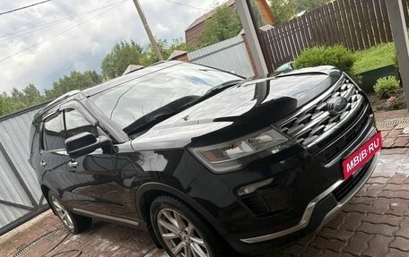 Ford Explorer VI, 2018 год, 3 200 000 рублей, 6 фотография