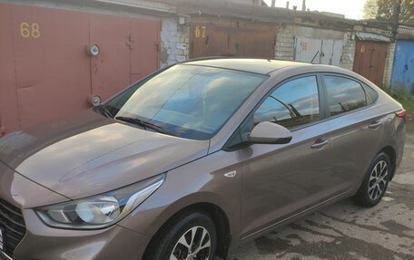 Hyundai Solaris II рестайлинг, 2018 год, 1 270 000 рублей, 4 фотография