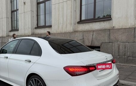 Mercedes-Benz E-Класс, 2021 год, 5 450 000 рублей, 3 фотография
