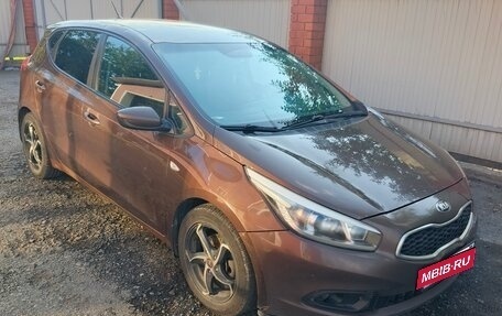 KIA cee'd III, 2015 год, 820 000 рублей, 2 фотография