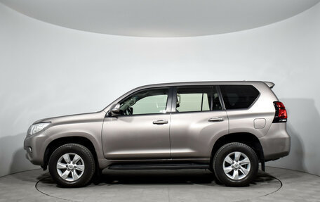 Toyota Land Cruiser Prado 150 рестайлинг 2, 2019 год, 4 346 800 рублей, 8 фотография