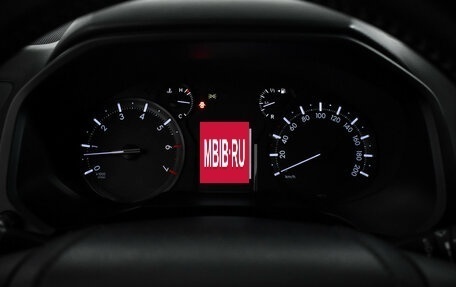 Toyota Land Cruiser Prado 150 рестайлинг 2, 2019 год, 4 346 800 рублей, 19 фотография