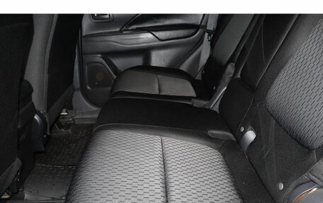 Mitsubishi Outlander III рестайлинг 3, 2013 год, 1 200 000 рублей, 7 фотография