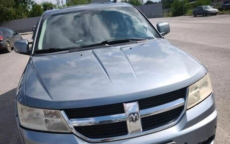 Dodge Journey I, 2008 год, 650 000 рублей, 2 фотография