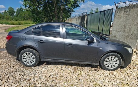 Chevrolet Cruze II, 2011 год, 510 000 рублей, 3 фотография