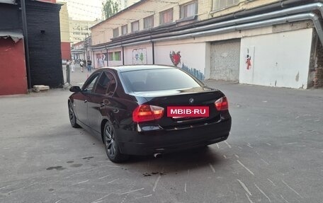 BMW 3 серия, 2007 год, 850 000 рублей, 3 фотография