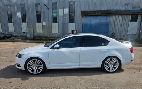 Skoda Octavia, 2017 год, 1 850 000 рублей, 4 фотография
