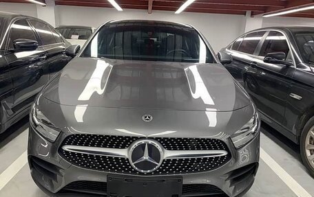 Mercedes-Benz A-Класс, 2022 год, 2 254 000 рублей, 2 фотография