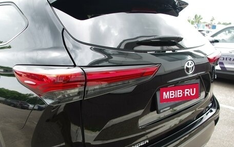 Toyota Highlander, 2026 год, 5 570 000 рублей, 29 фотография