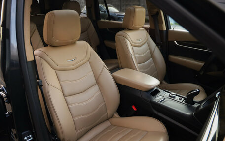 Cadillac XT6 I, 2020 год, 3 900 000 рублей, 28 фотография