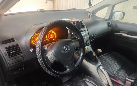 Toyota Auris II, 2008 год, 700 000 рублей, 5 фотография