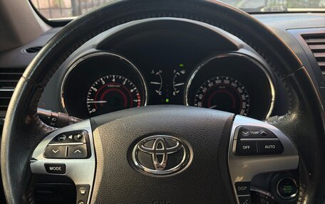 Toyota Highlander III, 2012 год, 1 990 000 рублей, 6 фотография