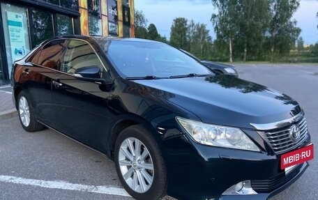 Toyota Camry, 2014 год, 1 740 000 рублей, 2 фотография