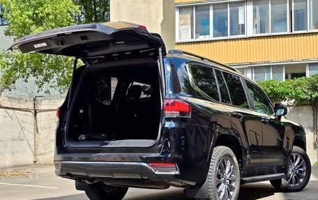 Toyota Land Cruiser, 2025 год, 13 700 000 рублей, 5 фотография