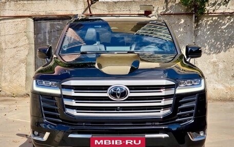 Toyota Land Cruiser, 2025 год, 13 700 000 рублей, 2 фотография