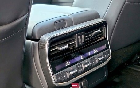Toyota Land Cruiser, 2025 год, 13 700 000 рублей, 17 фотография