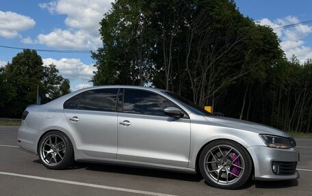 Volkswagen Jetta VI, 2014 год, 1 200 000 рублей, 2 фотография