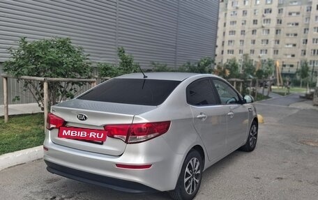 KIA Rio III рестайлинг, 2016 год, 930 000 рублей, 2 фотография