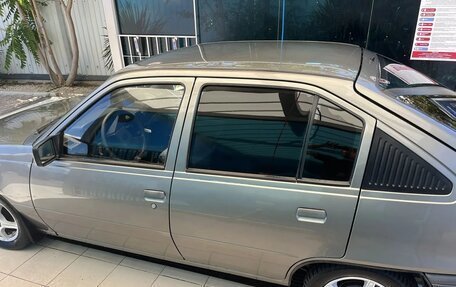 Opel Kadett E рестайлинг, 1988 год, 220 000 рублей, 4 фотография