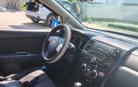 Nissan Tiida, 2010 год, 670 000 рублей, 5 фотография