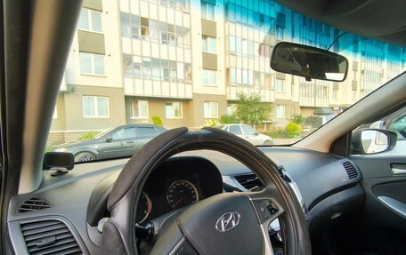 Hyundai Solaris II рестайлинг, 2015 год, 780 000 рублей, 6 фотография