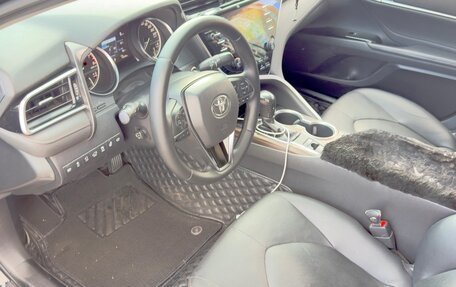 Toyota Camry, 2019 год, 2 850 000 рублей, 5 фотография