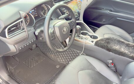 Toyota Camry, 2019 год, 2 850 000 рублей, 11 фотография