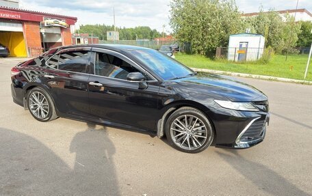 Toyota Camry, 2019 год, 2 850 000 рублей, 2 фотография