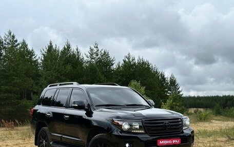 Toyota Land Cruiser 200, 2013 год, 4 300 000 рублей, 1 фотография