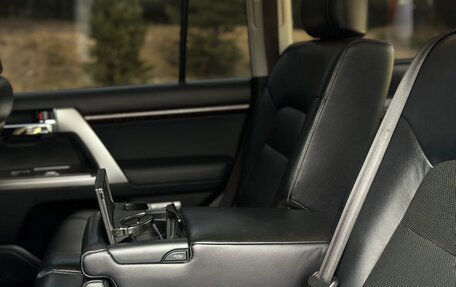 Toyota Land Cruiser 200, 2013 год, 4 300 000 рублей, 29 фотография