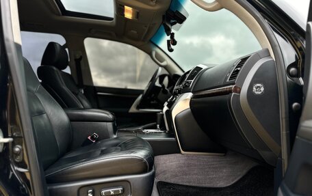 Toyota Land Cruiser 200, 2013 год, 4 300 000 рублей, 30 фотография