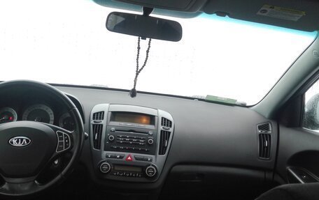 KIA cee'd I рестайлинг, 2008 год, 350 000 рублей, 9 фотография