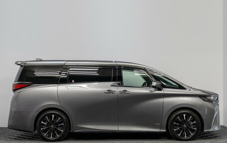 Toyota Alphard, 2024 год, 10 890 000 рублей, 4 фотография