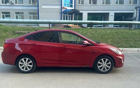 Hyundai Solaris II рестайлинг, 2011 год, 540 000 рублей, 2 фотография