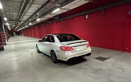 Mercedes-Benz E-Класс AMG, 2014 год, 2 700 000 рублей, 7 фотография
