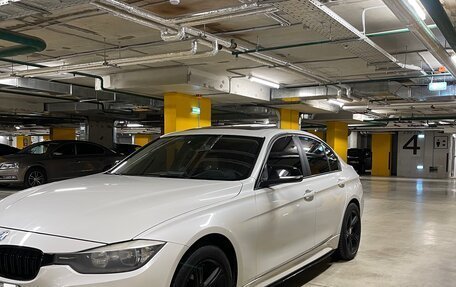 BMW 3 серия, 2012 год, 1 950 000 рублей, 2 фотография