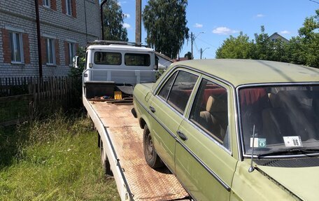 Mercedes-Benz W123, 1982 год, 105 000 рублей, 2 фотография