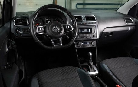 Volkswagen Polo VI (EU Market), 2020 год, 1 267 000 рублей, 6 фотография