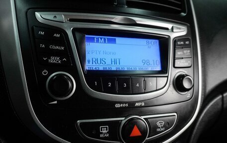 Hyundai Solaris II рестайлинг, 2012 год, 889 000 рублей, 13 фотография