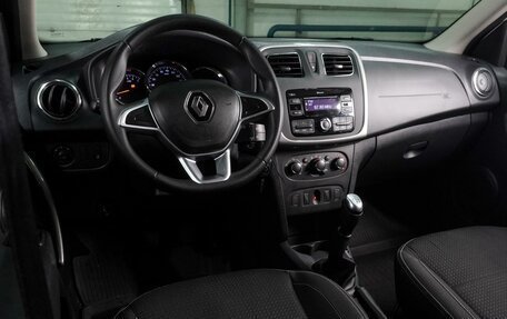 Renault Logan II, 2022 год, 999 000 рублей, 6 фотография