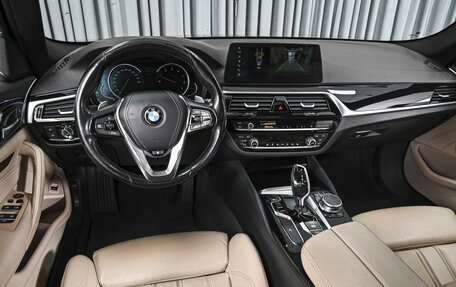 BMW 5 серия, 2017 год, 2 919 000 рублей, 6 фотография
