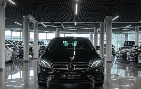 Mercedes-Benz E-Класс, 2020 год, 4 140 000 рублей, 3 фотография