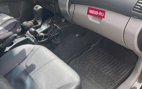 Mitsubishi Pajero Sport II рестайлинг, 2013 год, 2 250 000 рублей, 11 фотография