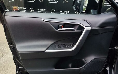 Toyota RAV4, 2019 год, 2 700 000 рублей, 13 фотография