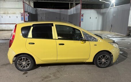 Mitsubishi Colt VI рестайлинг, 2004 год, 255 000 рублей, 2 фотография
