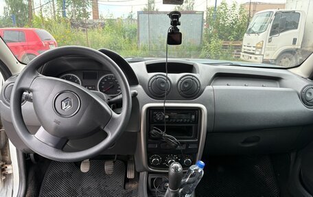 Renault Duster I рестайлинг, 2014 год, 630 000 рублей, 4 фотография