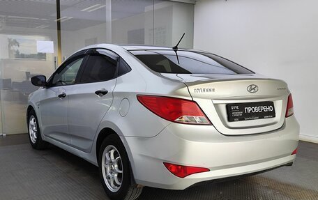 Hyundai Solaris II рестайлинг, 2015 год, 855 000 рублей, 8 фотография