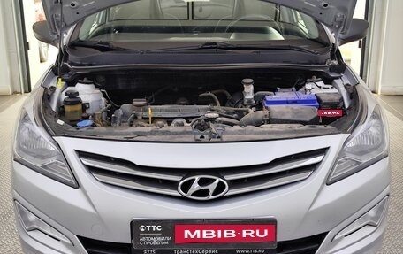 Hyundai Solaris II рестайлинг, 2015 год, 855 000 рублей, 11 фотография