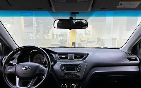 KIA Rio III рестайлинг, 2013 год, 750 000 рублей, 17 фотография